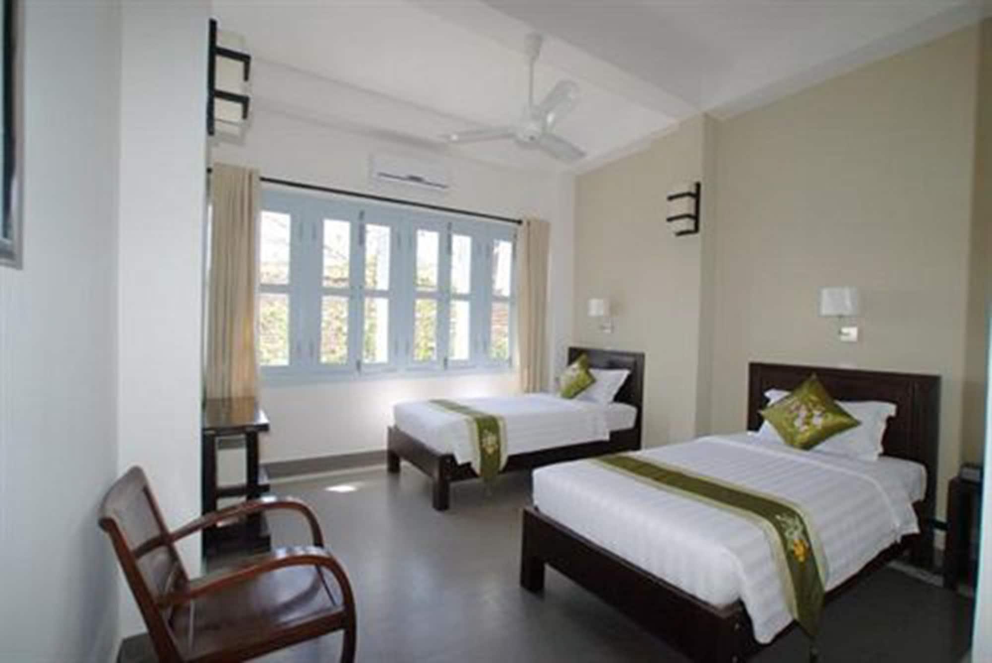 The Columns Hotel Kampot Kültér fotó