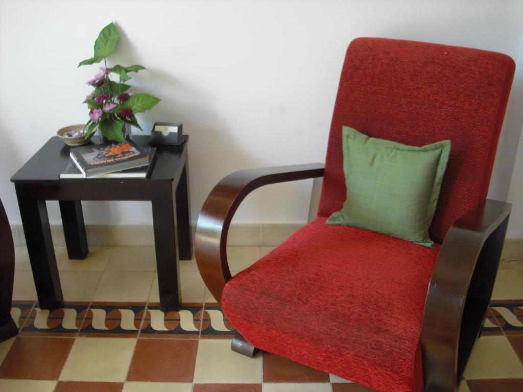 The Columns Hotel Kampot Kültér fotó